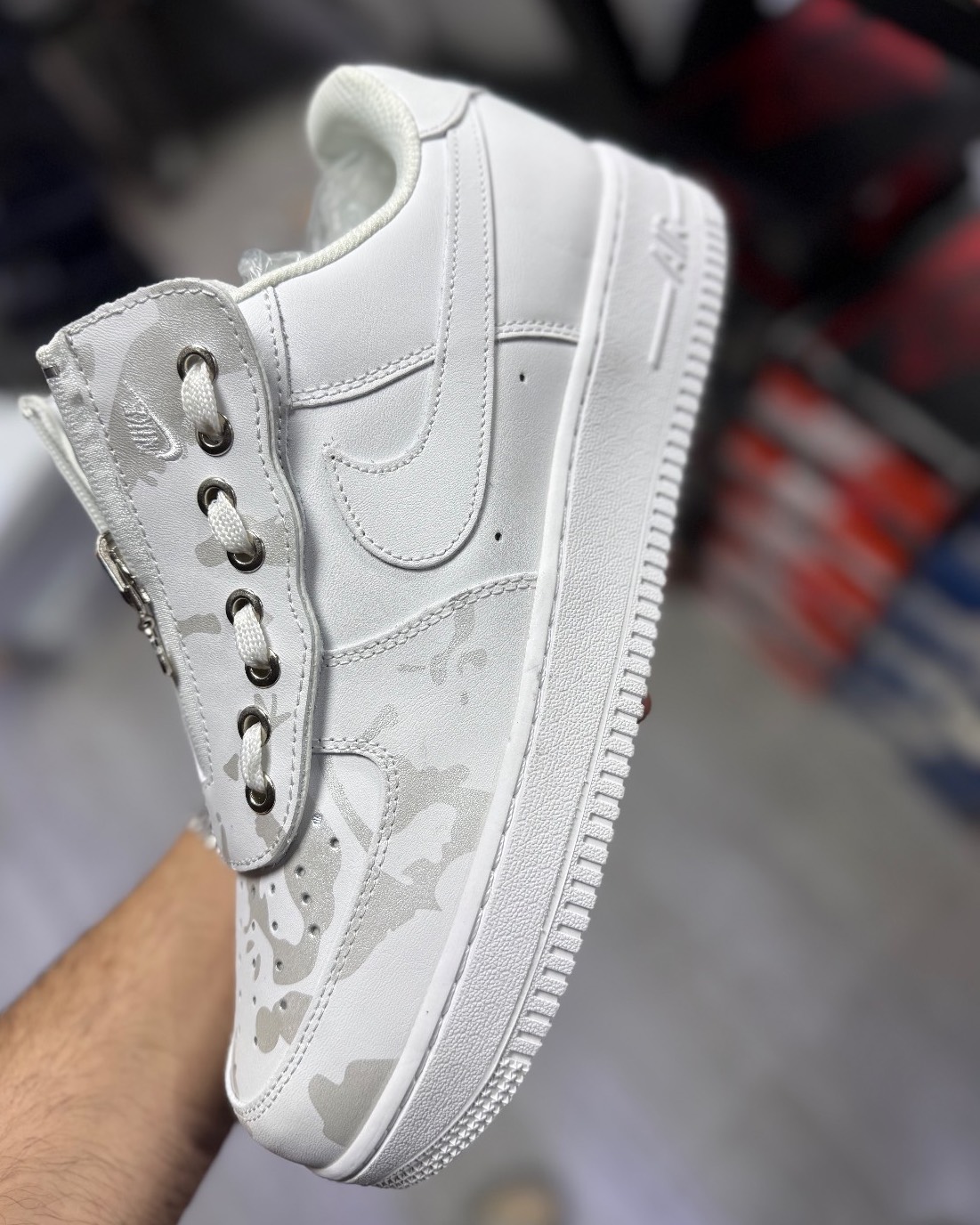 نایکی ایرفورس ۱ مدل زیپ‌دار (طرح چریکی محو) 👟⚡️
